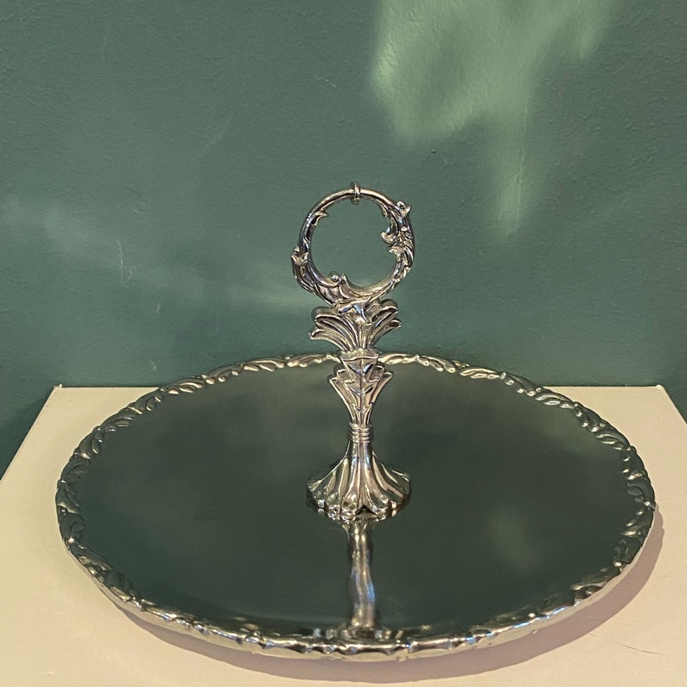 Arthur Court Victorian 8" Tidbit Tray with Loop Handle 2003
